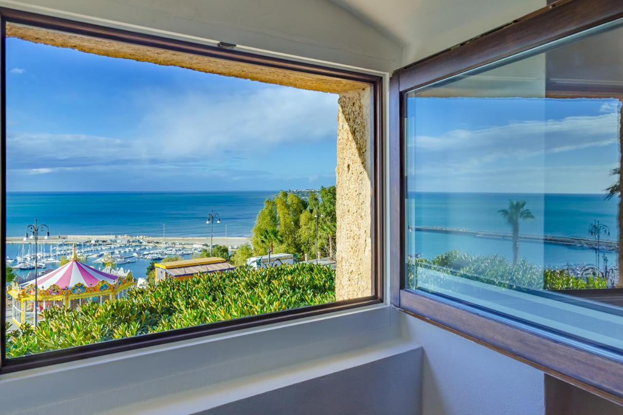 Le Maestranze Deluxe Rooms Sciacca Ngoại thất bức ảnh